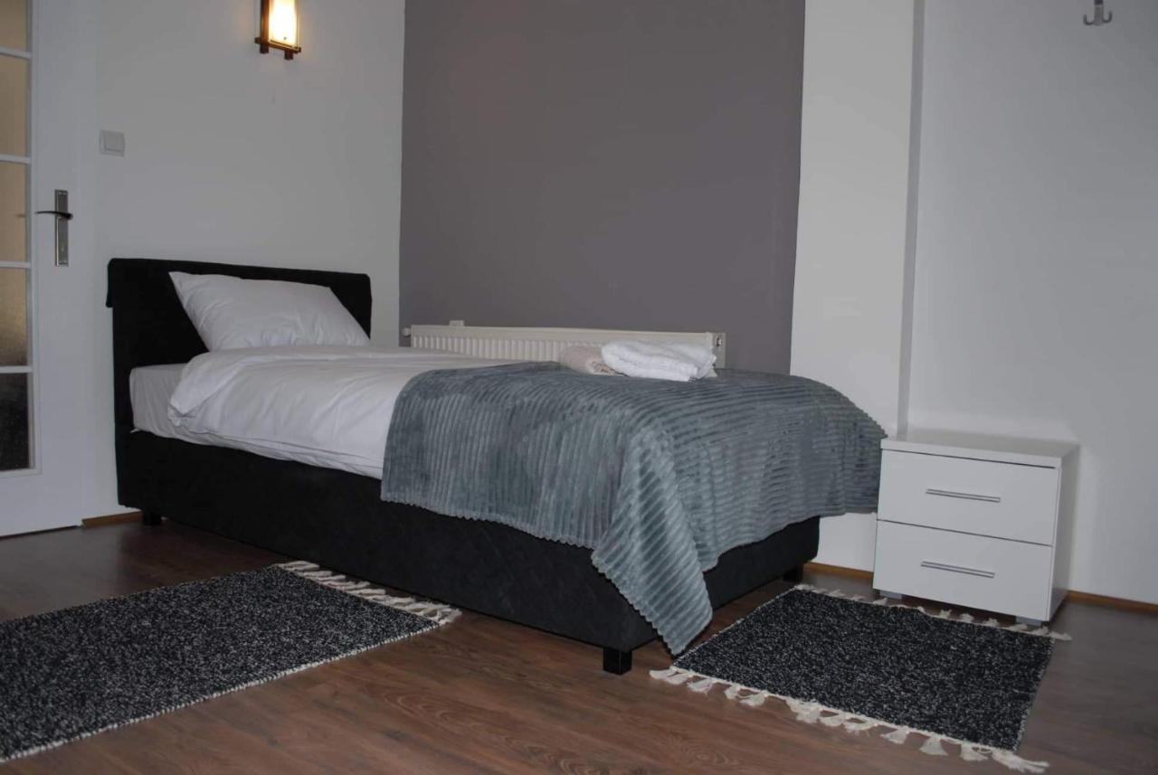 Stan Na Dan - Apartman Djordjevic Vranje Exterior foto